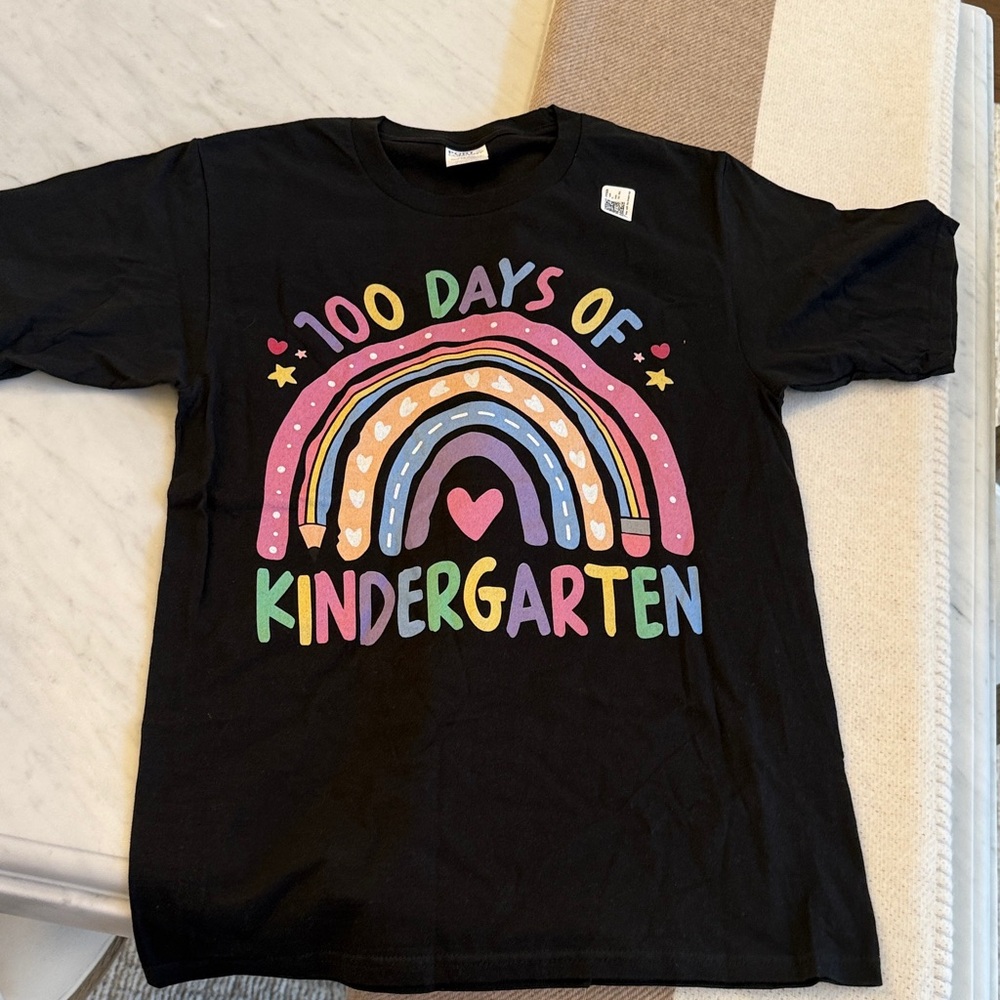 100 Days of Kindergarten Black T-Shirt women’s small brand new with tags